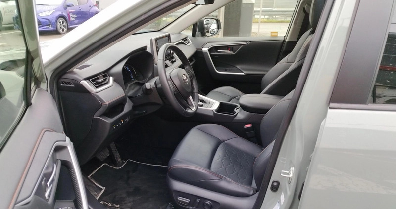 Toyota RAV4 cena 189900 przebieg: 17090, rok produkcji 2022 z Bychawa małe 301